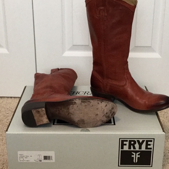 Frye Carson pull on boot - Picture 3 of 3